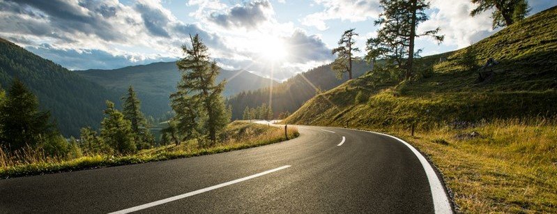 was kann in kurven zum schleudern ihres kraftfahrzeugs führen